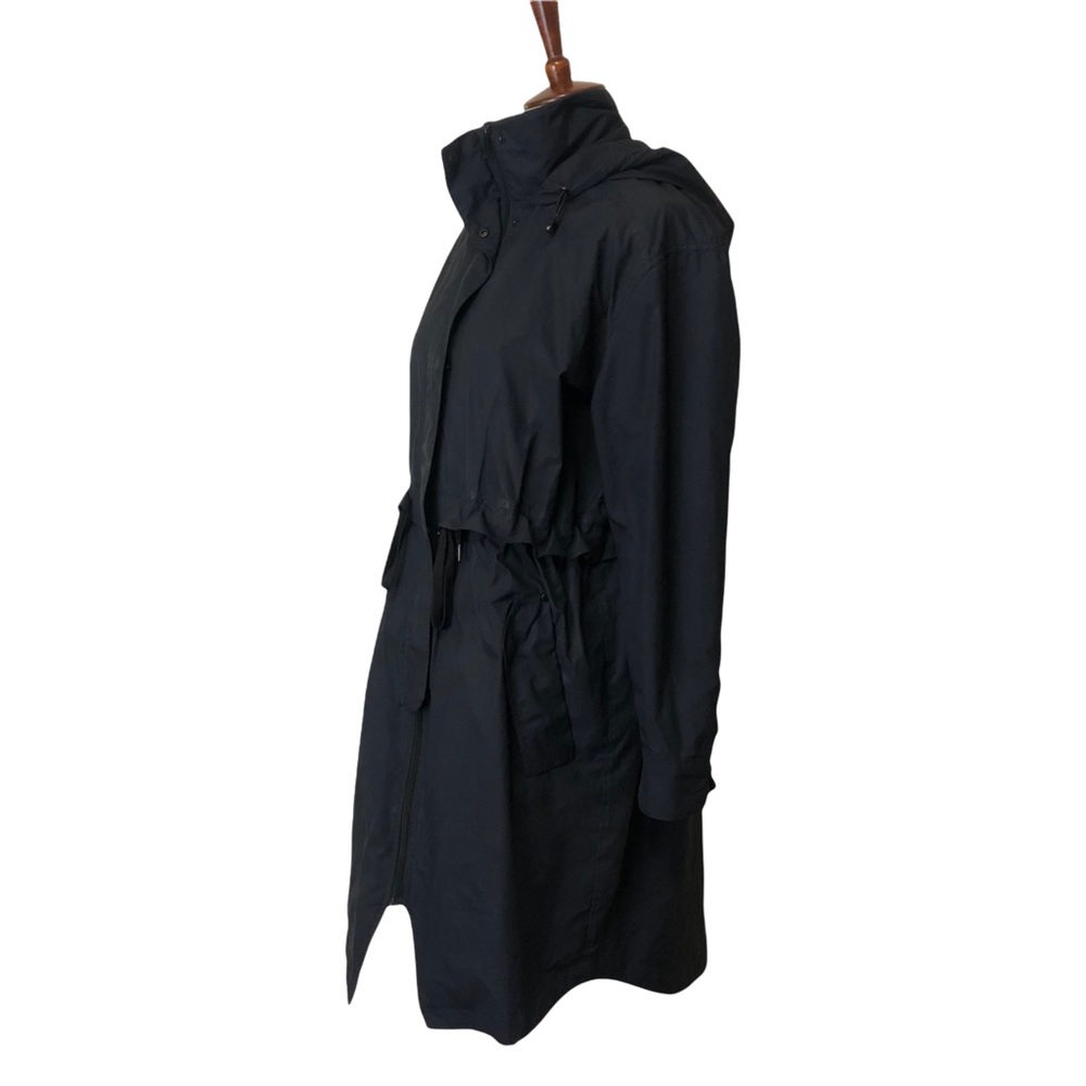 Everlane black lightweight anorak jacket windbreaker medium